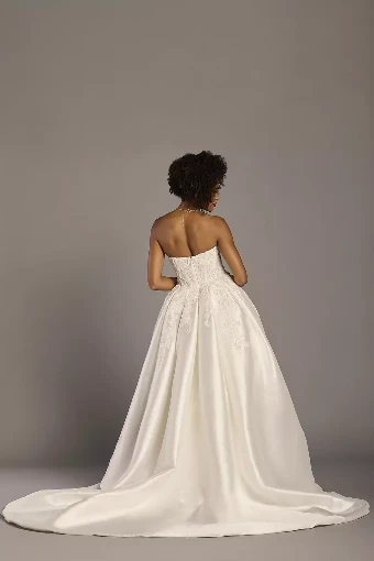 Consignment Gowns 14011152 Oleg Cassini #1 default Soft White thumbnail