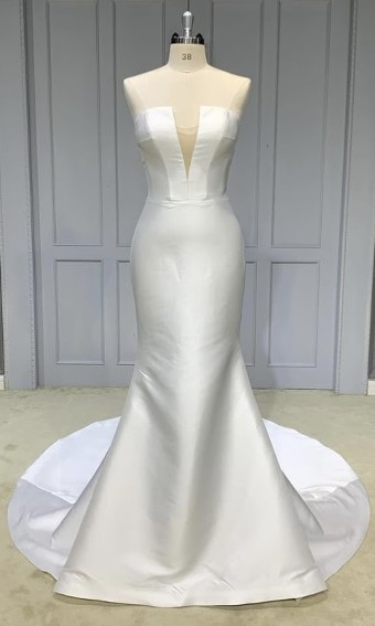 Consignment Gowns Olea Evermore #0 default Ivory thumbnail