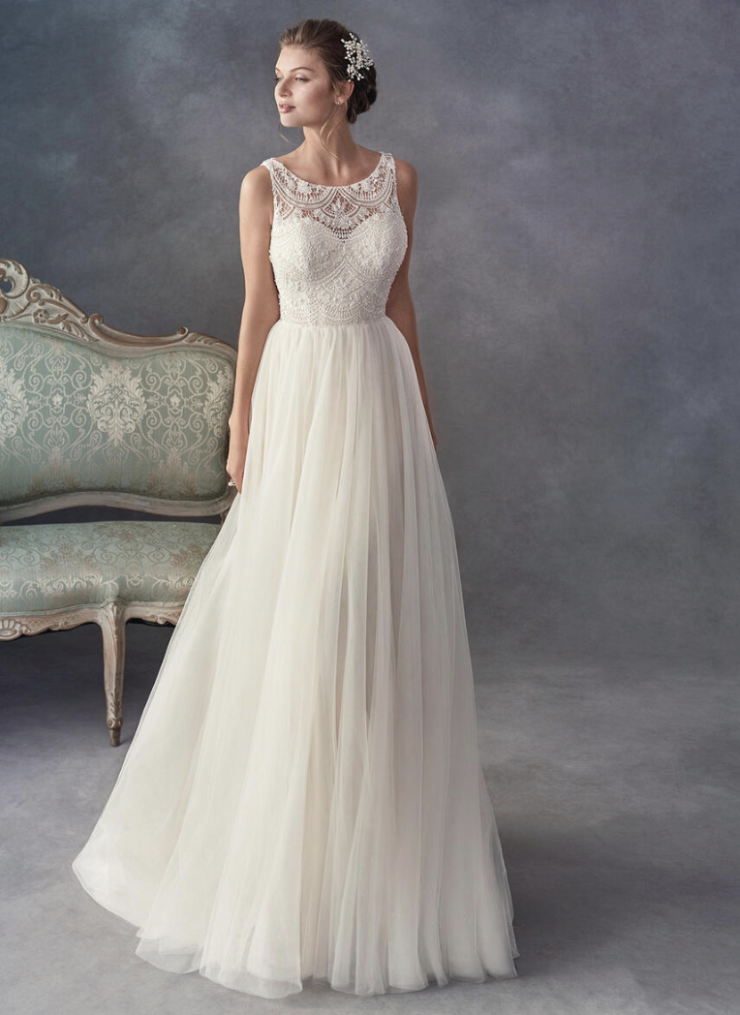 Bridesmaid Dresses Ella Rosa Bridal Burid Women's Sleeveless V Neck Tulle  Lace Applique A-Line Wedding