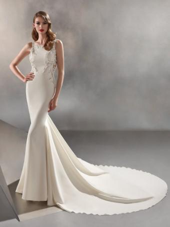 Consignment Gowns Hosta Pronovias - Consignment #0 default Ivory thumbnail