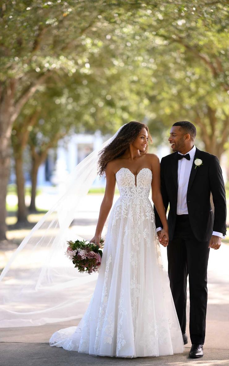 Wedding consignment store